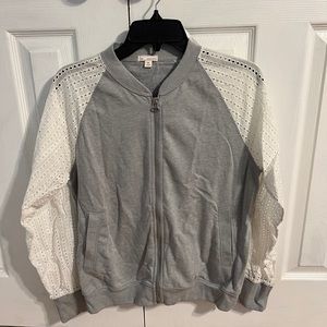 NEW WITH TAGS- Zip up grey GAP sweater with white eyelet sleeves